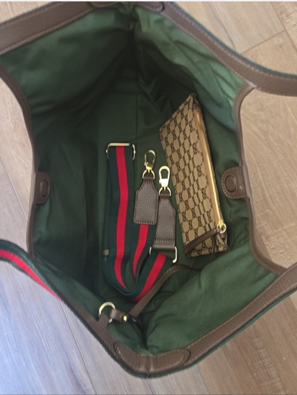 Gucci Giglio Handbag And Pouch - Picture 9 of 13